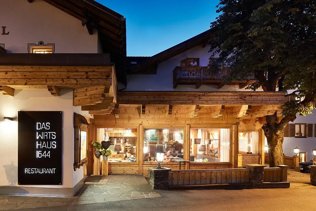Der Gruene Baum Mountain Boutique Hotel-1