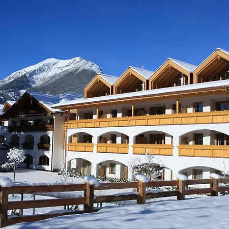 Hotel Alpen Residence-3
