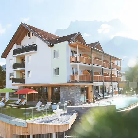 Hotel Sonnenspitze-3